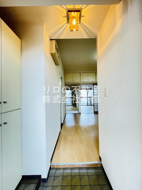 玄関　玄関から見たお部屋です♪