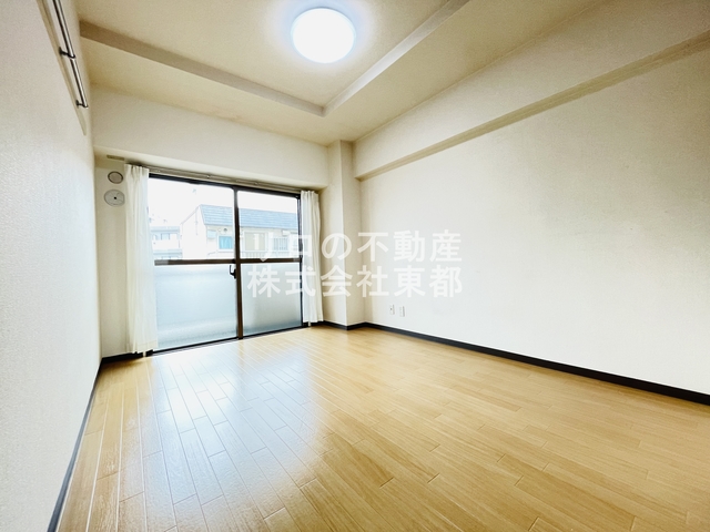 居室・リビング　南西向きの明るいお部屋です！