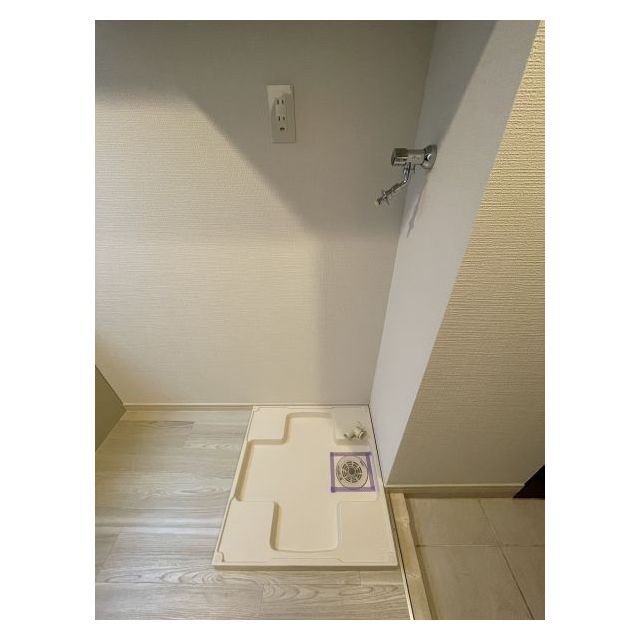 その他設備　洗濯機用防水パン