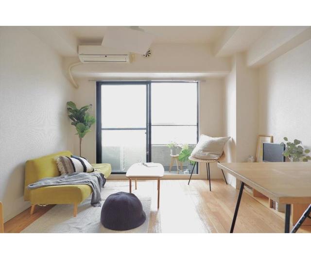 居室・リビング　※４０３号室の写真を使用しています。家具付ではございません。