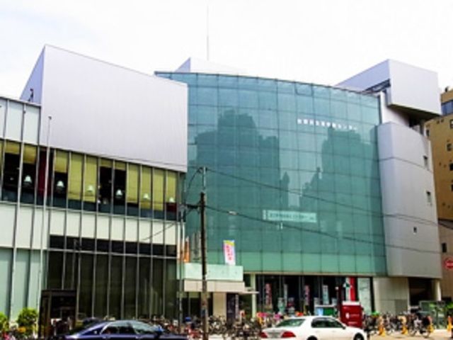 図書館　台東区立中央図書館（図書館）まで580m