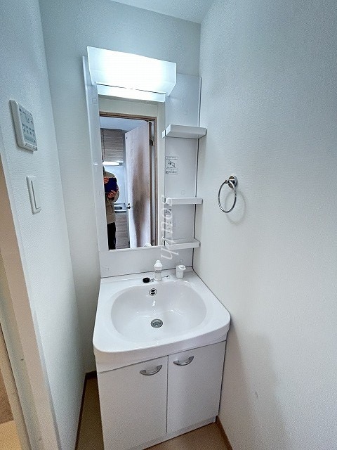 洗面設備　シャンプードレッサー