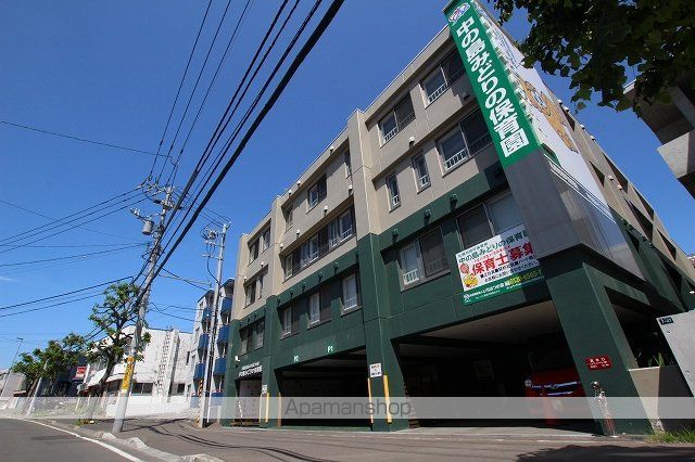 幼稚園・保育園　中の島みどりの保育園（幼稚園・保育園）まで230m