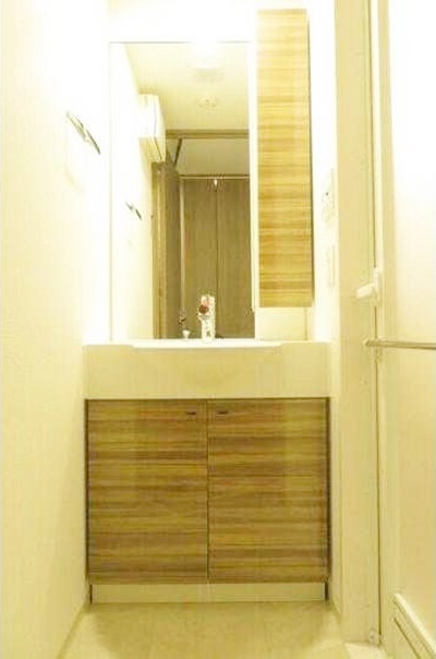 洗面設備　【設備充実♪インターネット無料♪】住環境良好の人気物件！