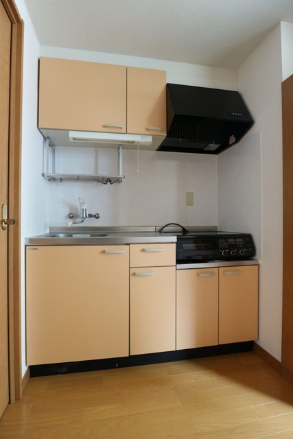 キッチン　写真は同タイプ別部屋のものとなります。