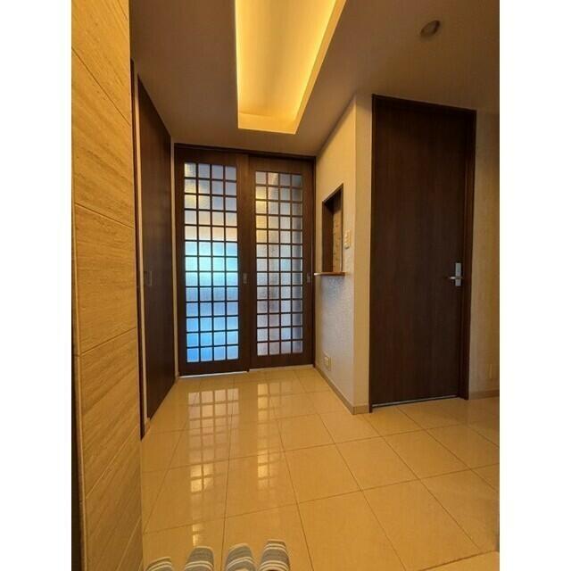 玄関　?