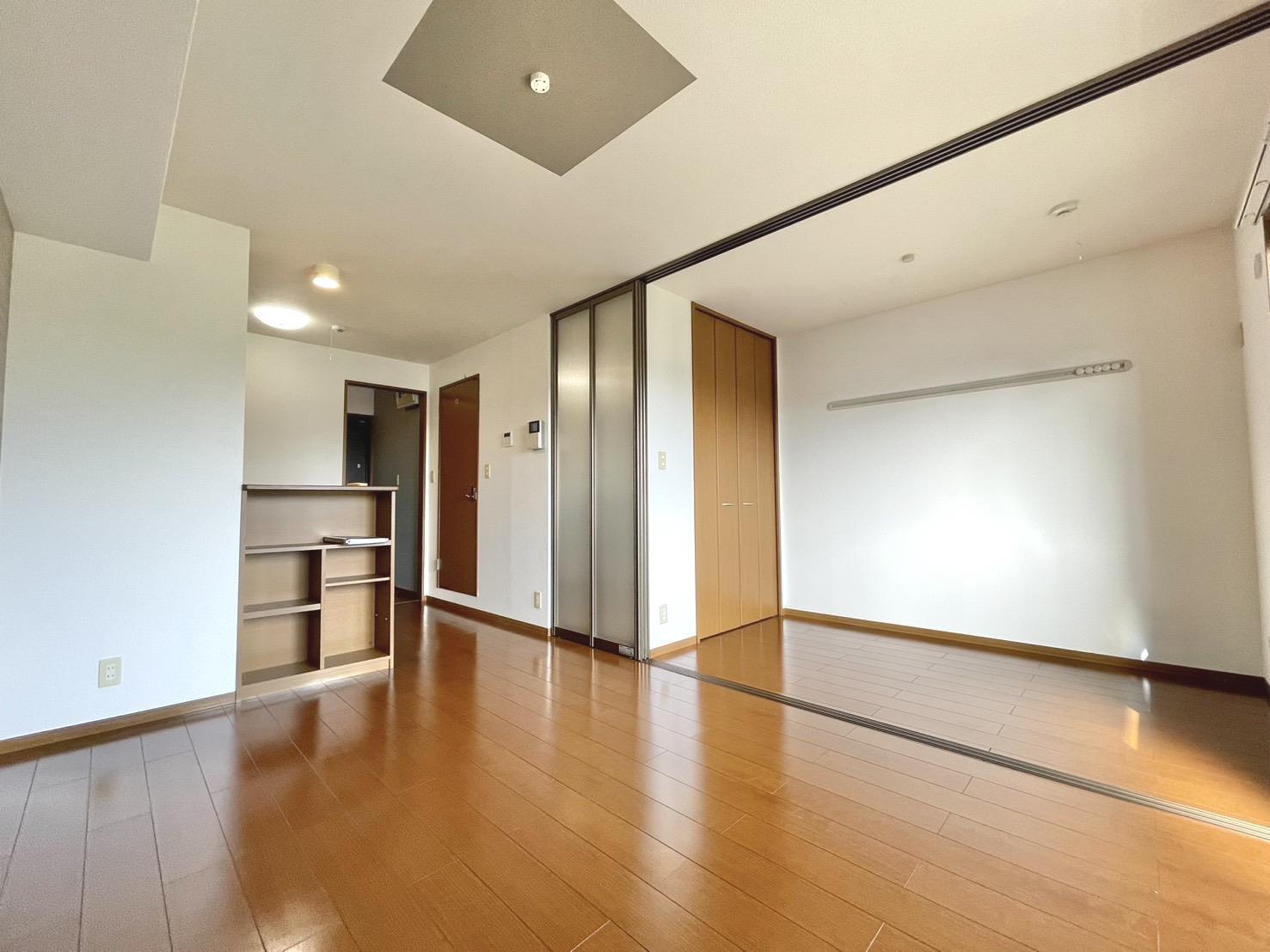 その他部屋・スペース　引戸を開ければ12.5帖のLDKに！！