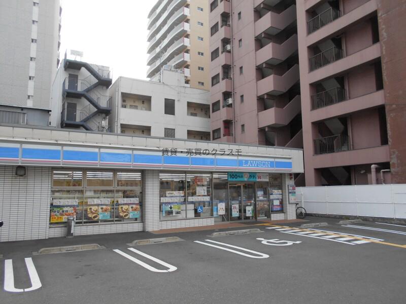 コンビニ　ローソン桜川駅前店（コンビニ）まで174m
