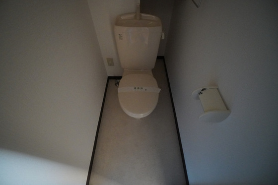 トイレ　※別部屋の写真です