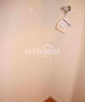 その他設備　室内洗濯機置場（同一仕様写真）