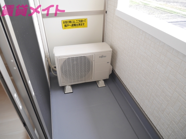 バルコニー　同型参考写真