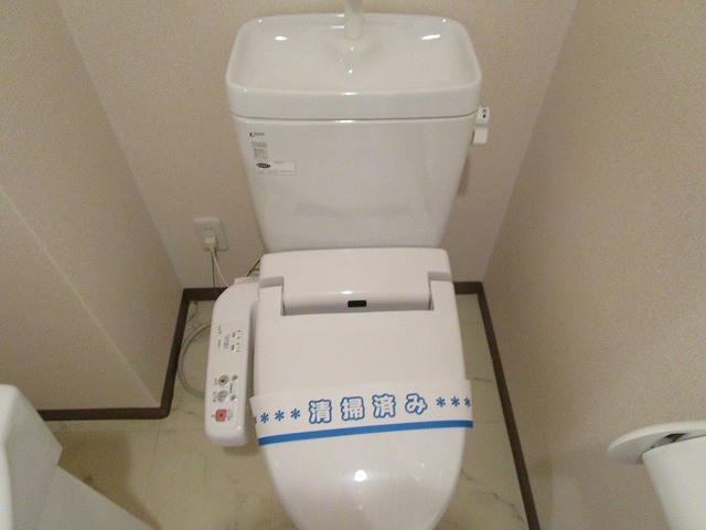 トイレ　ウォシュレット♪