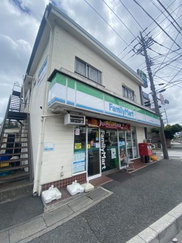 コンビニ　ファミリーマートアイダ八潮店（コンビニ）まで1636m