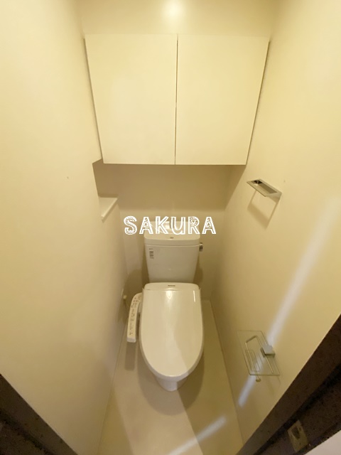 トイレ　嬉しい温水洗浄便座付き♪
