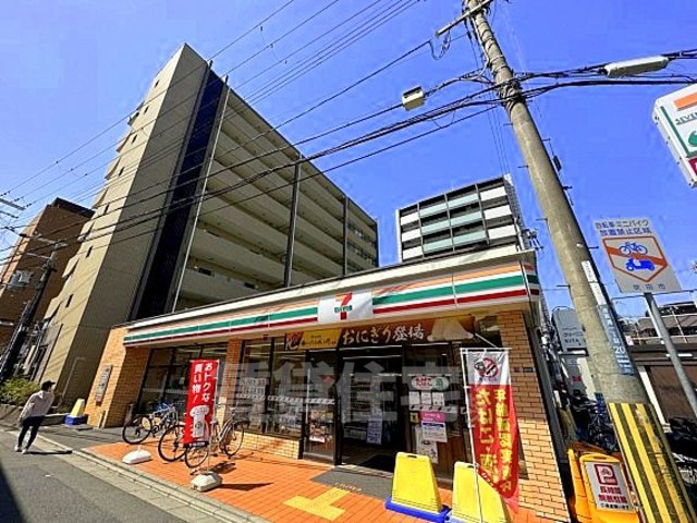 コンビニ　セブンイレブン　吹田岸部南1丁目店（コンビニ）まで720m