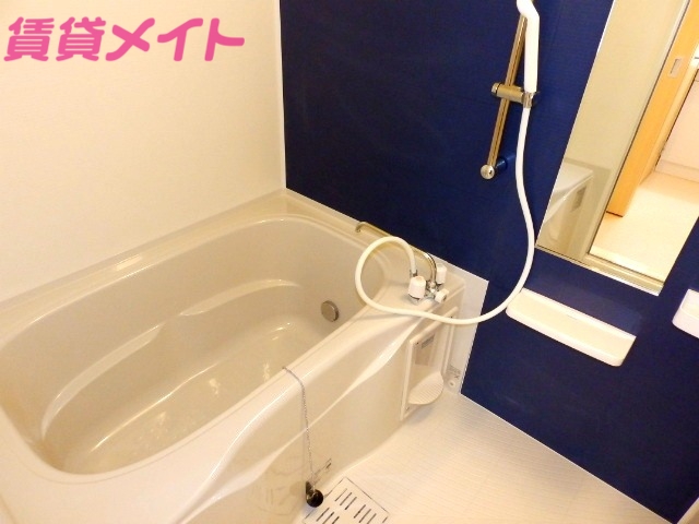 バス・シャワールーム　同型画像参考