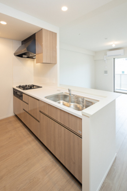 キッチン　※写真は同タイプ住戸です。