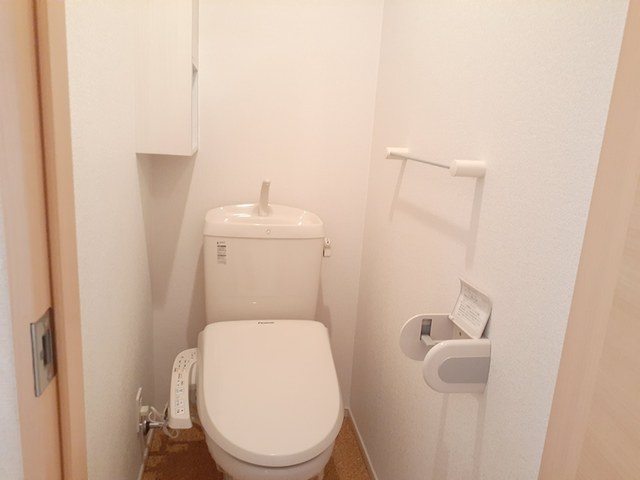 トイレ　ウォシュレット