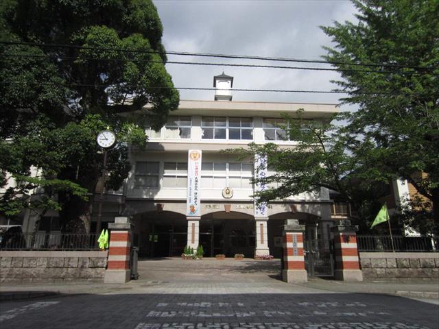 小学校　大洲市立大洲小学校（小学校）まで120m