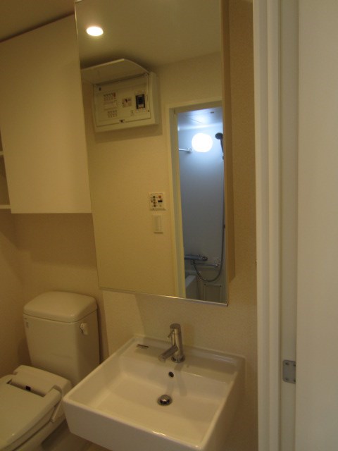 洗面設備　同仕様参考写真