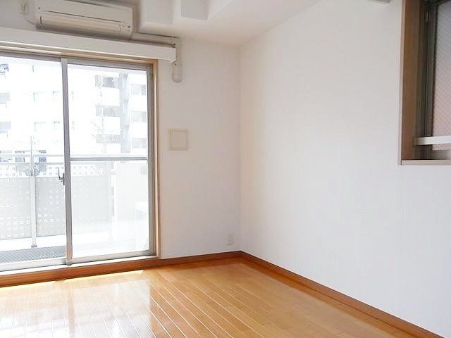 その他部屋・スペース　６．５帖の居室　※反転タイプ