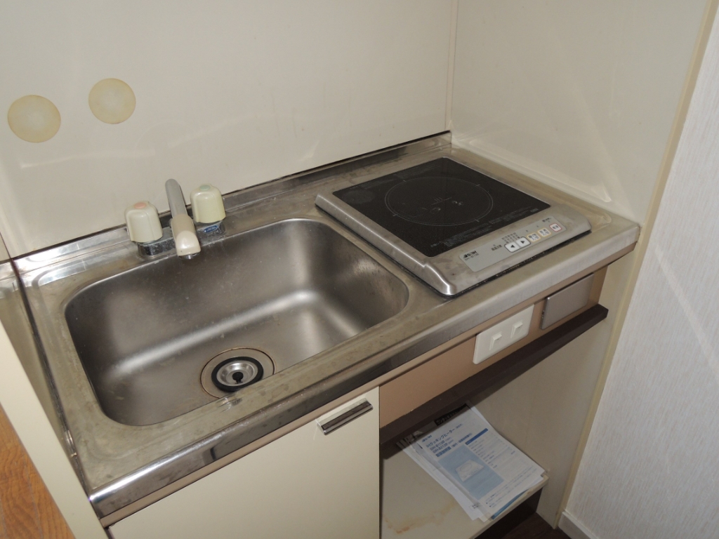 キッチン　電気コンロ（1口）