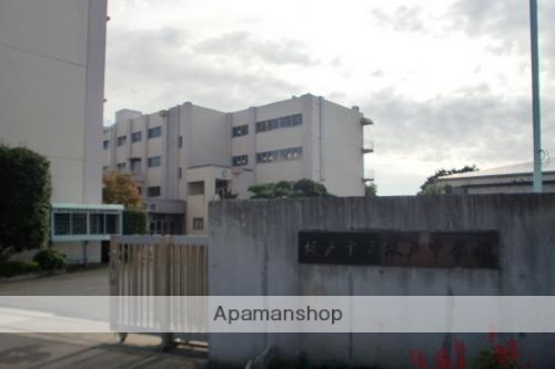 中学校　坂戸市立坂戸中学校（中学校）まで662m
