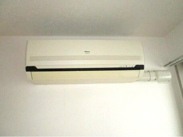 その他設備　同間取り下階のお部屋：嬉しいエアコン付