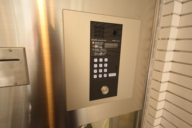 エントランス　オートロック