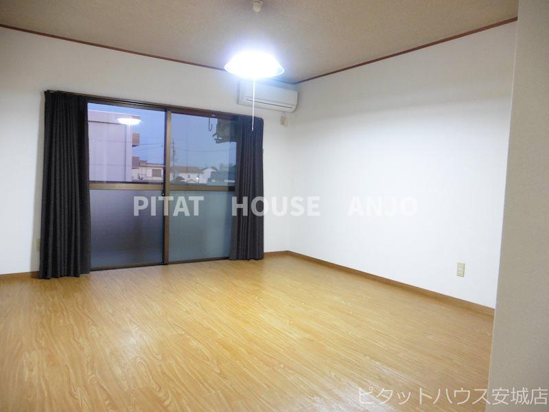 居室・リビング　参考写真２０３