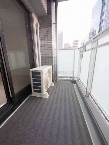 バルコニー　サムティ本町橋IIMEDIUS