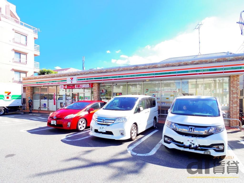 コンビニ　セブンイレブン吉祥寺南町3丁目店（コンビニ）まで320m
