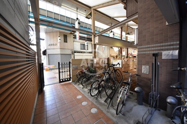 その他共有部分　レジュールアッシュ梅田イースト　駐輪場