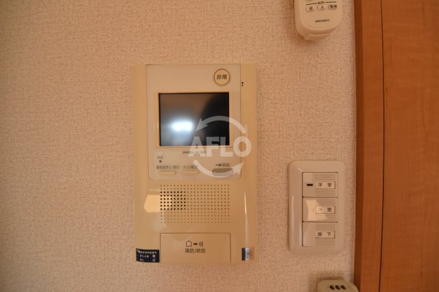 セキュリティ　レジュールアッシュ梅田イースト　テレビモニターフォン