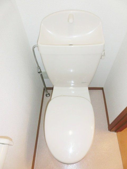 トイレ　清潔感のあるトイレです。