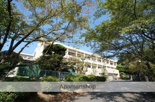 中学校　畝傍中学校（中学校）まで277m