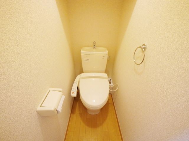 トイレ　★シャワー付きトイレ★
