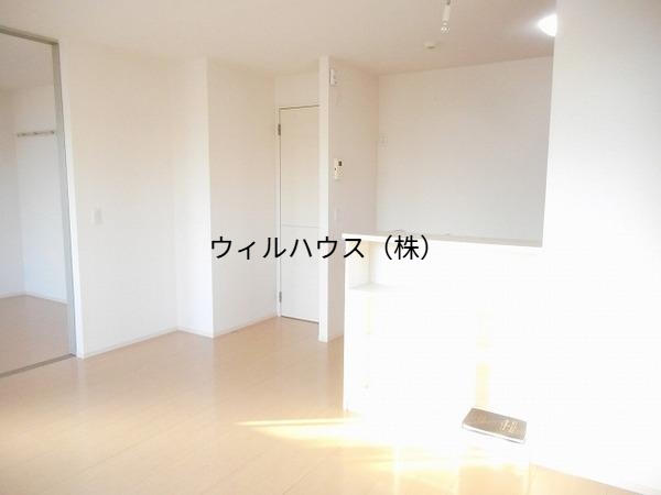 居室・リビング　日当たり良好です！