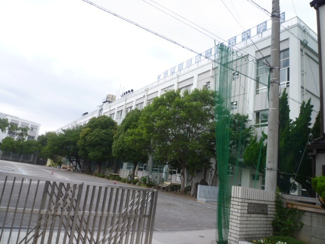 中学校　江戸川区立松江第五中学校（中学校）まで836m