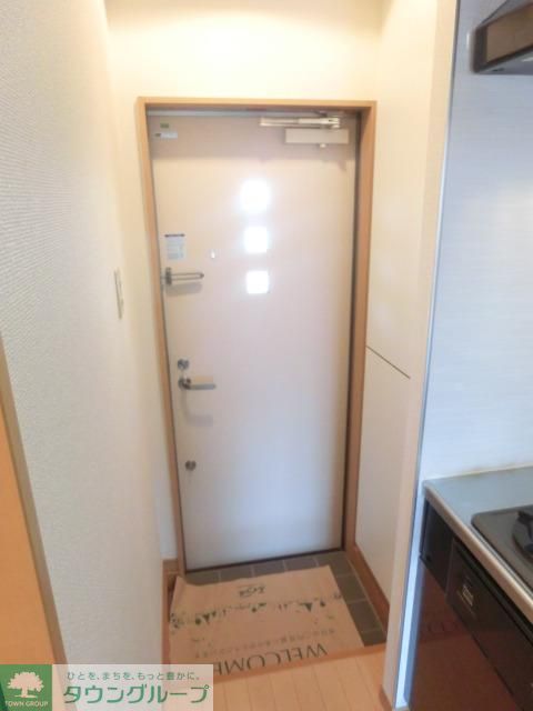 玄関　シューズボックス完備の玄関です。