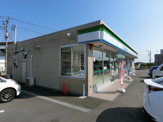 コンビニ　ファミリーマート（コンビニ）まで1188m