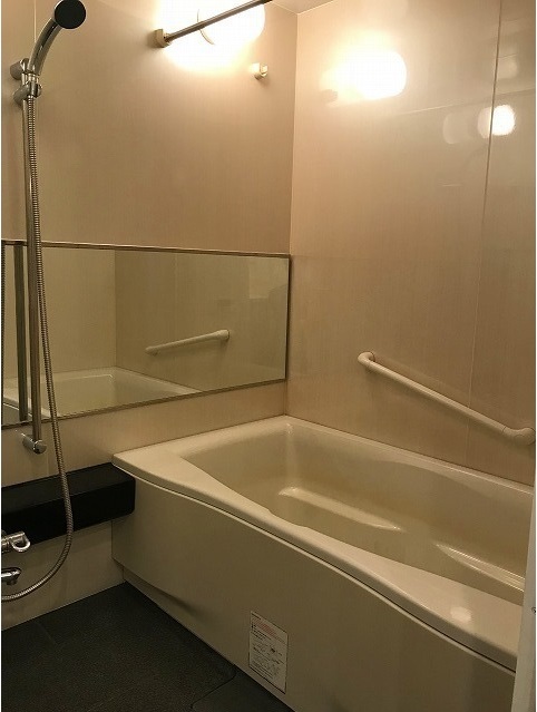 バス・シャワールーム　バス※別部屋参考写真
