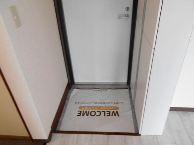 玄関　別部屋参考写真