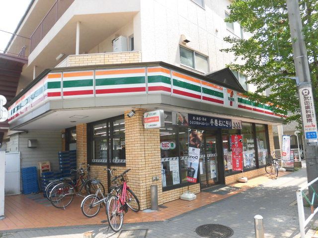 コンビニ　セブンイレブン（コンビニ）まで230m