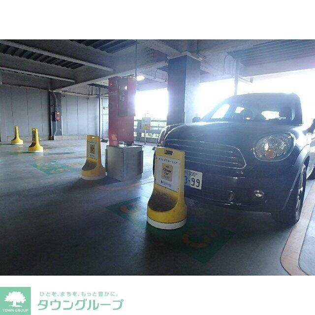 駐車場　駐車場