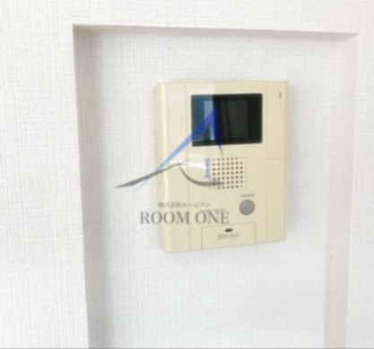 セキュリティ　モニター付きインターホンです。