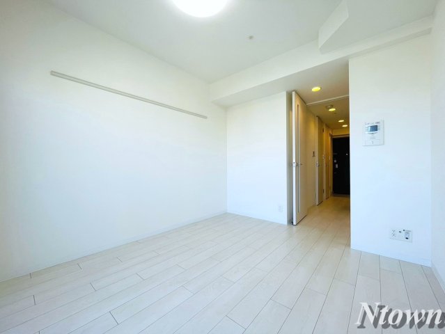 居室・リビング　こちらのリビングで趣味の時間をお楽しみください