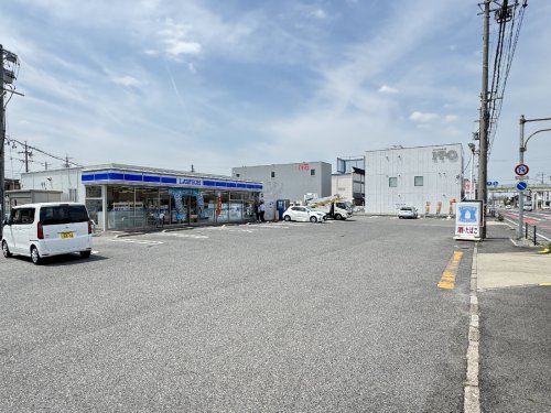 コンビニ　ローソン 小牧二丁目店（コンビニ）まで943m