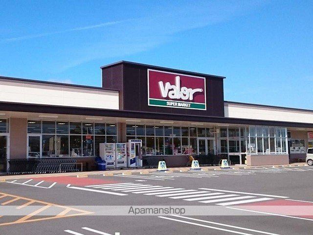 スーパー　バロー守山小島店（スーパー）まで200m