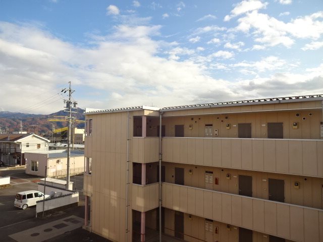 眺望　参考：307号室（内装・設備が異なる場合があります。）